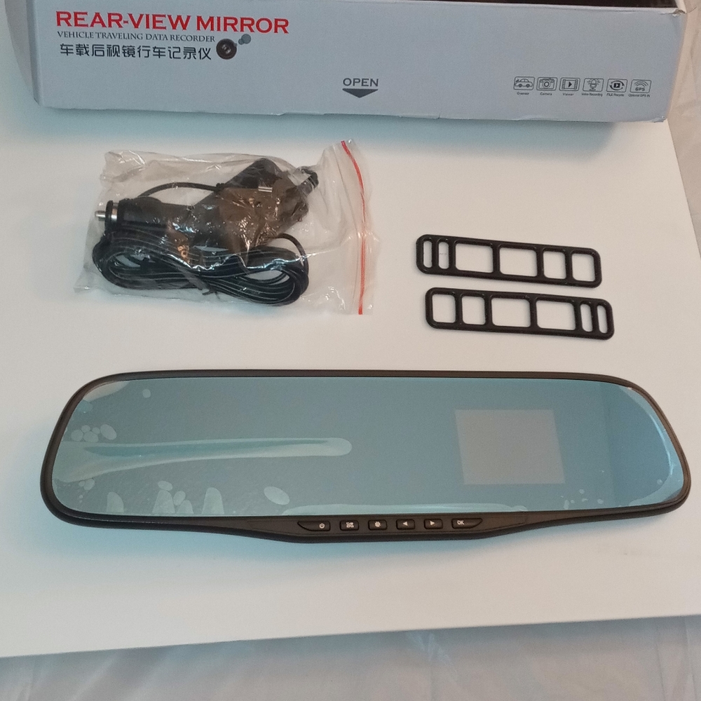 Rear rear view backup camera mirror brand new